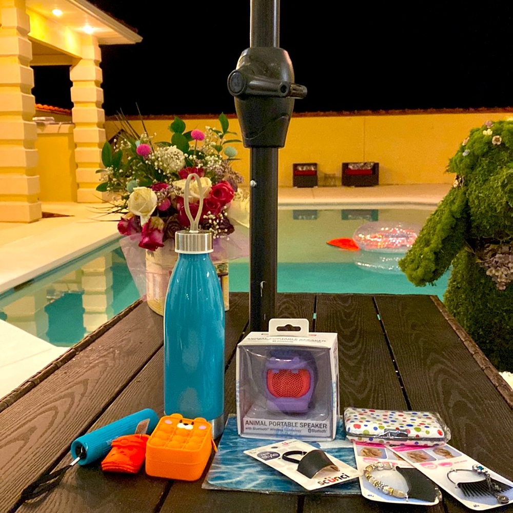 Pool 🏊‍♀️ set